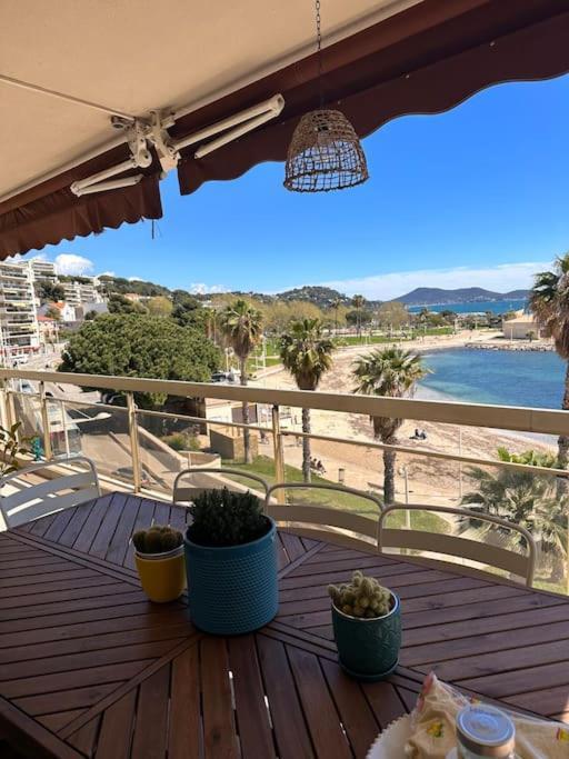 Appartement Panoramique Sur Mer Toulon Exterior foto